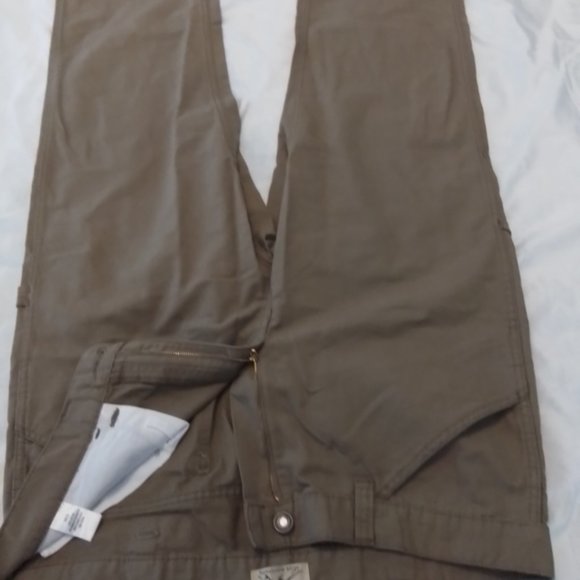 Wrangler Ripstop Cargo Relaxed Fit Jeans size 38 x 30 Brown with tags - Picture 2 of 3